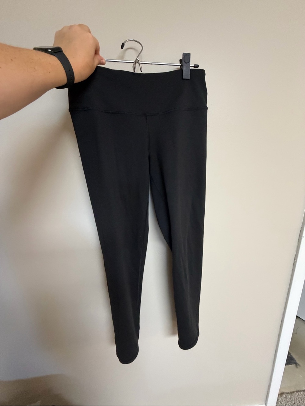 Victoria's Secret Black High-Waist Leggings size L like new